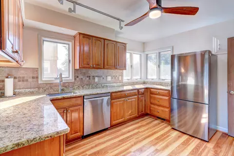 304 Beverly Pl, Munster, IN 46321 photo 33