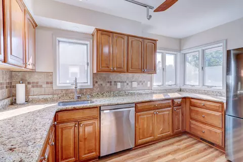 304 Beverly Pl, Munster, IN 46321 photo 34