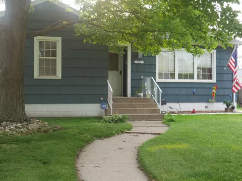 7128 Howard Ave, Hammond, IN 46324