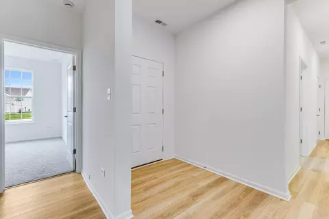 3679 Chadwick St, Portage, IN 46368 photo 8