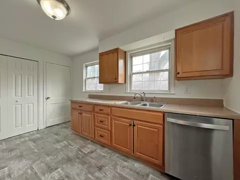 Kitchen - 813 N Broad St, Griffith, IN 46319 photo 2 of 4