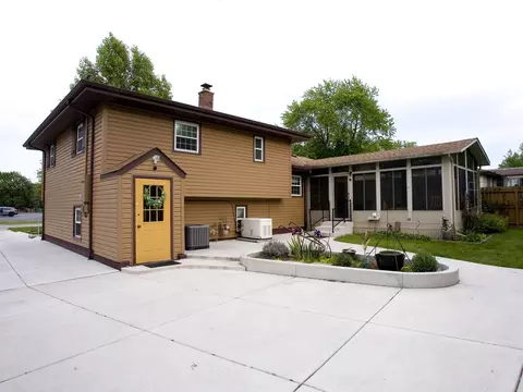 8230 Beech Ave, Munster, IN 46321 photo 3