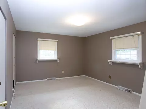 8230 Beech Ave, Munster, IN 46321 photo 14