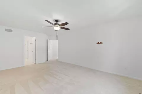 10746 Knickerbocker Ct, Saint John, IN 46373 photo 17