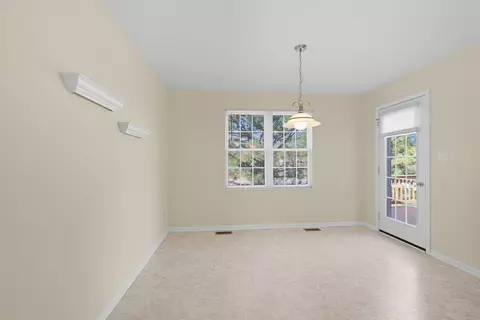 10746 Knickerbocker Ct, Saint John, IN 46373 photo 14
