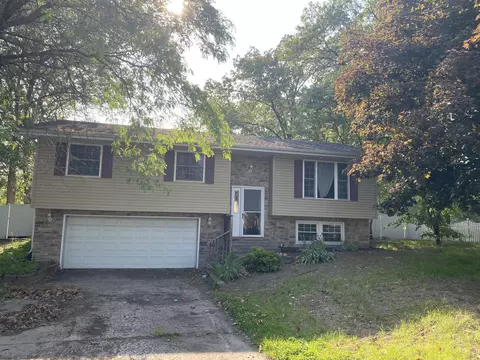 10320 N 477, De Motte, IN 46310 photo 1