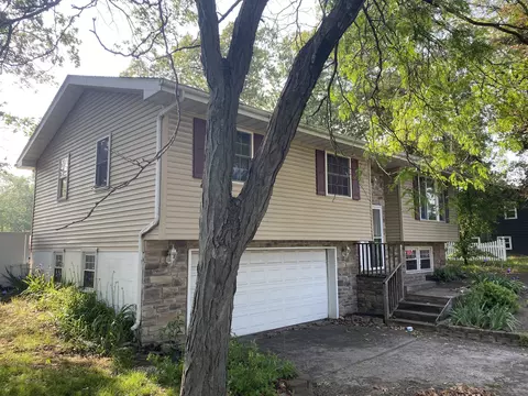 10320 N 477, De Motte, IN 46310 photo 2