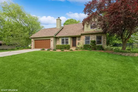 2055 Smoke Rd, Valparaiso, IN 46385