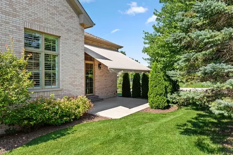 1733 Regal Ct, Munster, IN 46321 photo 31