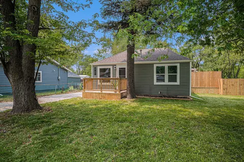 3742 Keck Pl, Gary, IN 46408 photo 2