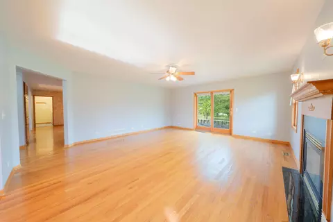 11556 Baker St, Crown Point, IN 46307 photo 7