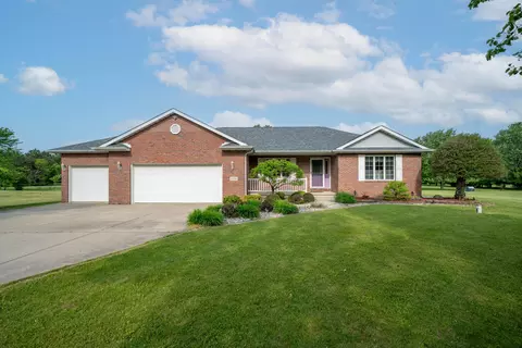 11556 Baker St, Crown Point, IN 46307 photo 1