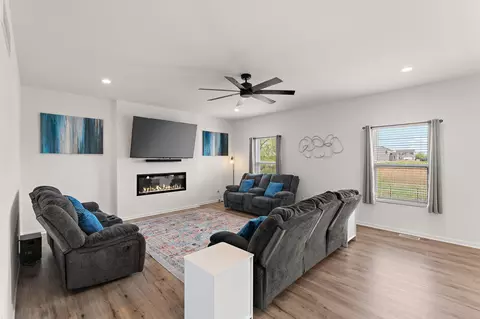 10470 Kansas St, Crown Point, IN 46307 photo 7