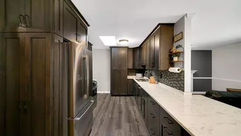 Kitchen - 612 N Rueth Dr, Griffith, IN 46319 photo 4 of 5