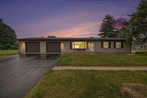 209 Lincoln Ct, Westville, IN 46391