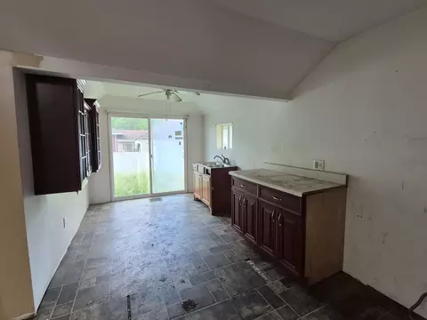 286 Gerry St, Gary, IN 46406 photo 6