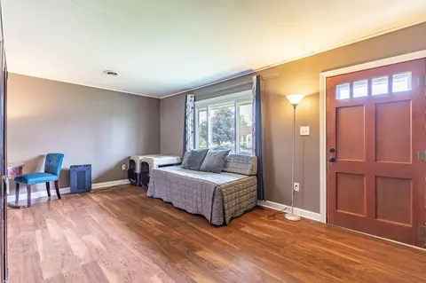 505 W Walnut St, Crown Point, IN 46307 photo 6