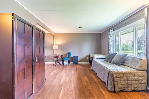 505 W Walnut St, Crown Point, IN 46307 photo 5