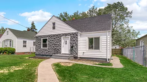 235 W Taft St, Gary, IN 46404 photo 3