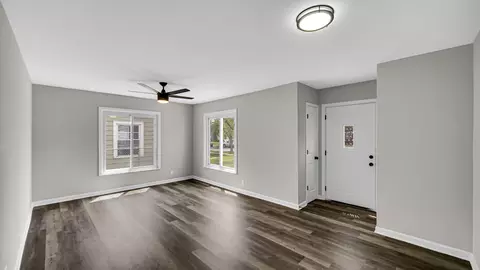 235 W Taft St, Gary, IN 46404 photo 4