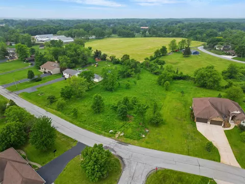 8680 Henry St, Dyer, IN 46311 photo 2