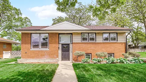 Exterior - 1365 Bigger St, Gary, IN 46404 photo 1 of 4