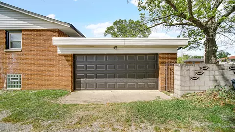 Exterior - 1365 Bigger St, Gary, IN 46404 photo 4 of 4