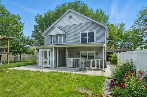 1238 Lakeview Ave, Whiting, IN 46394