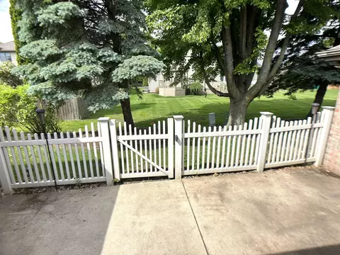 Exterior - 1837 Windfield Dr, Munster, IN 46321 photo 2 of 2
