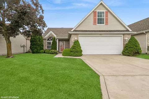 1053 Vanderburgh St, Valparaiso, IN 46385