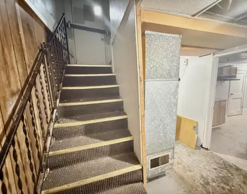 Entry Way - 2952 W 10th Ave, Gary, IN 46404 photo 1 of 2