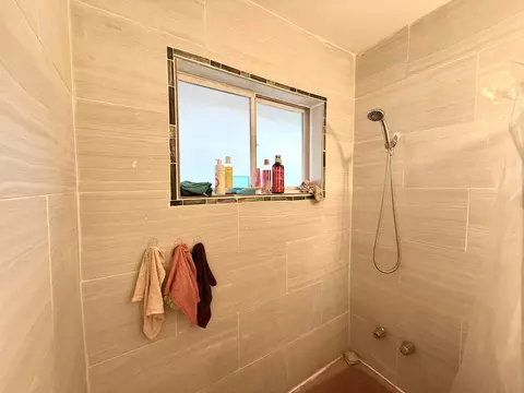 Bath - 2952 W 10th Ave, Gary, IN 46404 photo 1 of 2