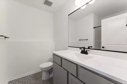 Bath - 520 Emerald Dr, Chesterton, IN 46304 photo 2 of 2