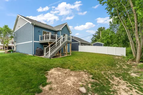 Exterior - 520 Emerald Dr, Chesterton, IN 46304 photo 3 of 6