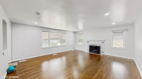 902 W 36th Ave, Gary, IN 46408 photo 5