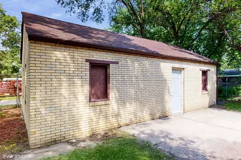 902 W 36th Ave, Gary, IN 46408 photo 23