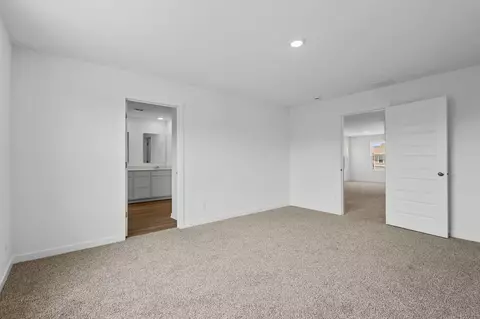 606 Ensign Pl, Hebron, IN 46341 photo 12