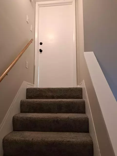 Entry Way - 667 Dekalb St, Gary, IN 46403 photo 1 of 1
