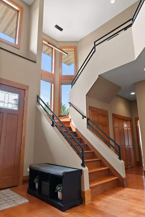 Entry Way - 14761 W 85th Ct, Dyer, IN 46311 photo 2 of 9