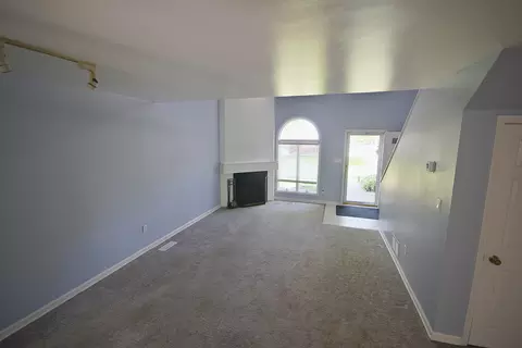 1831 Springvale Dr, Crown Point, IN 46307 photo 5