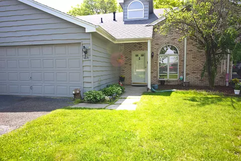1831 Springvale Dr, Crown Point, IN 46307 photo 1