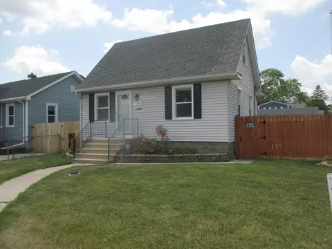 7204 Carolina Ave, Hammond, IN 46323