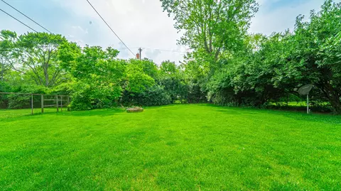 Exterior - 321 Maple Ln, Crown Point, IN 46307 photo 3 of 7