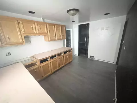 4627 Grant St, Gary, IN 46408 photo 3