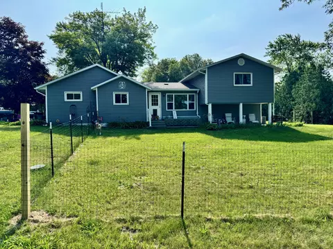 2916 Us-421, Medaryville, IN 47957