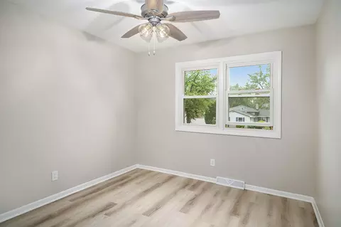 9307 Walnut Dr, Munster, IN 46321 photo 14