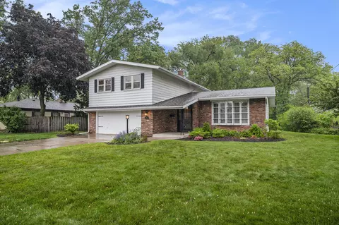 9307 Walnut Dr, Munster, IN 46321 photo 24