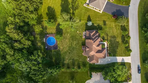 View/Area - 5810 E 105th Pl, Crown Point, IN 46307 photo 1 of 8