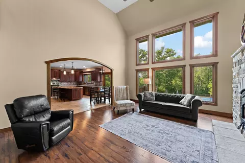 Living - 5810 E 105th Pl, Crown Point, IN 46307 photo 1 of 5