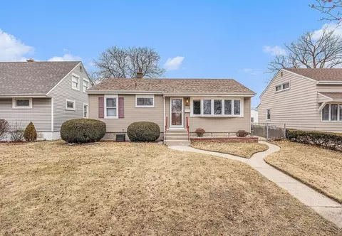1725 171st Pl, Hammond, IN 46324